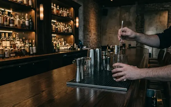 Houston Cocktail Trends to Watch This Season